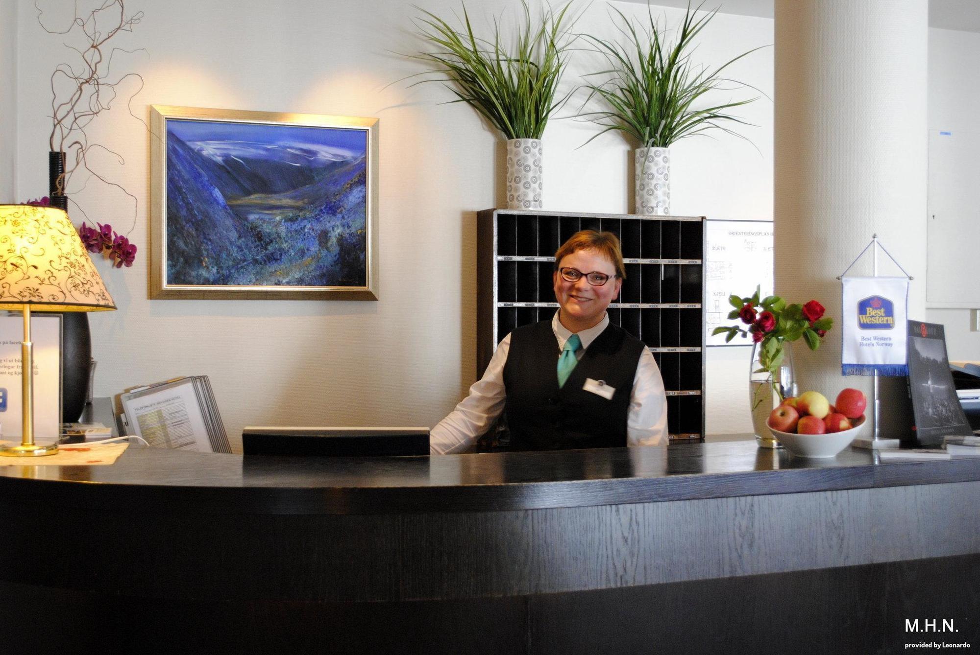 Nordfjord Hotell - Bryggen Нордфьордейд Екстериор снимка